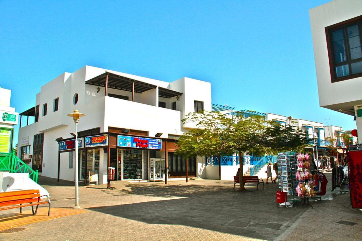 Apartamentos Puerto 1, 2 Y 3 Playa Blanca  Exterior photo